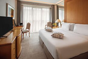 Melia Athens