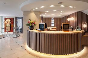 Melia Athens