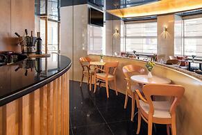 Melia Athens