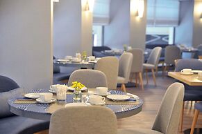 Melia Athens