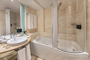 Melia Athens