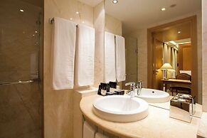 Melia Athens
