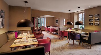 Nells Park Hotel