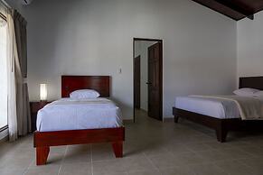 Fuego del Sol Beachfront Hotel