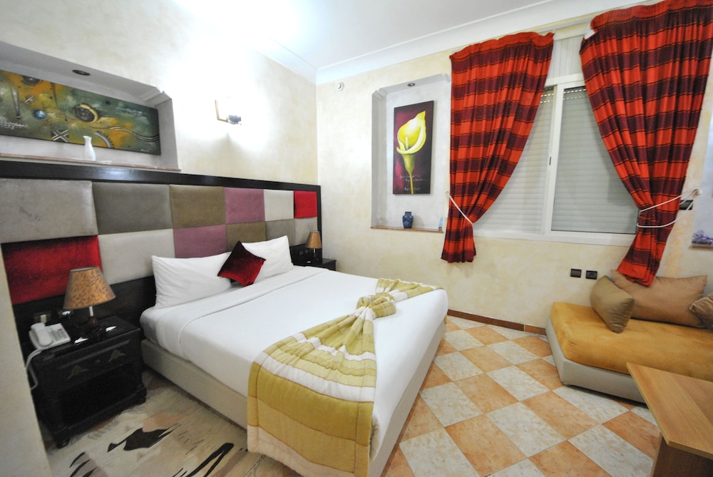 Al Jasira Hotel