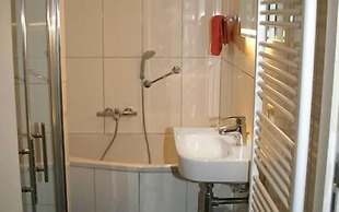 Hotel 2000