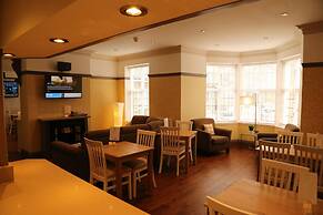 B+B York