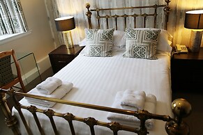 B+B York