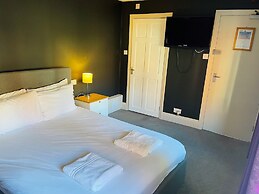 B+B York