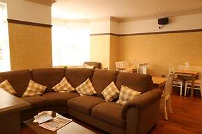 B+B York