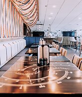 Salem Waterfront Hotel & Suites