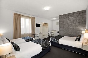 Adelaide Road Motor Lodge