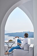 Cosmopolitan Suites