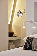 Cosmopolitan Suites