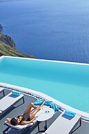 Cosmopolitan Suites