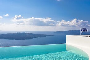 Cosmopolitan Suites