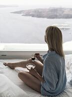 Cosmopolitan Suites