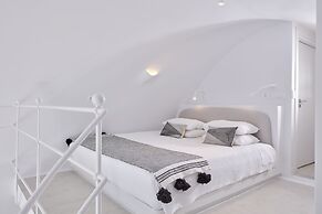 Cosmopolitan Suites