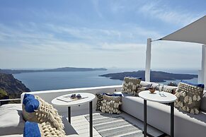 Cosmopolitan Suites