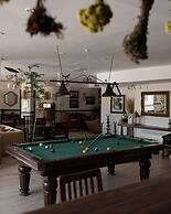 4Reasons Hotel And Bistro