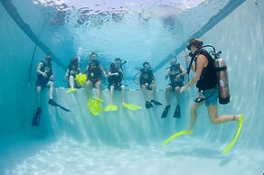 Compass Point Dive Resort