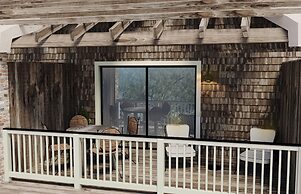 Faraway Sag Harbor