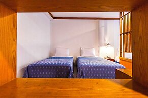 Collection O Howard Square Boutique Hotel