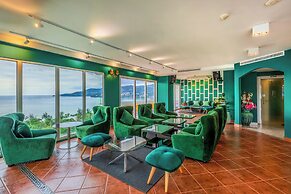 Andaman Beach Suites Hotel