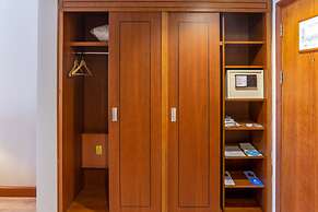 IC Hotels Airport