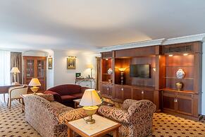 IC Hotels Airport