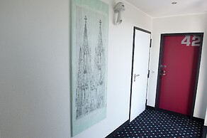 Hotel UHU Garni Köln