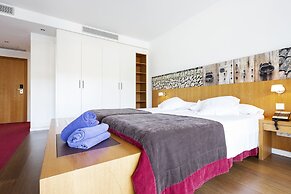 Hotel Aimia