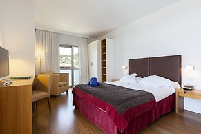 Hotel Aimia