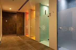 Hotel Aimia