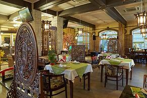 Hotel Zvezda