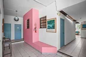 Borinquen Beach Inn