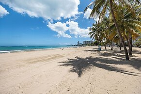 Borinquen Beach Inn