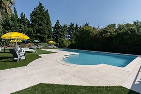 Brit Hotel Avignon Sud