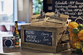Moxy Paris Bastille France