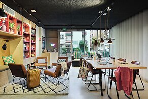 Moxy Paris Bastille France