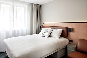 Moxy Paris Bastille France