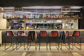 Moxy Paris Bastille France