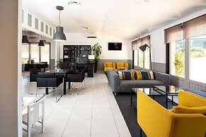 Hotel Campanile Lisbon South - Setubal