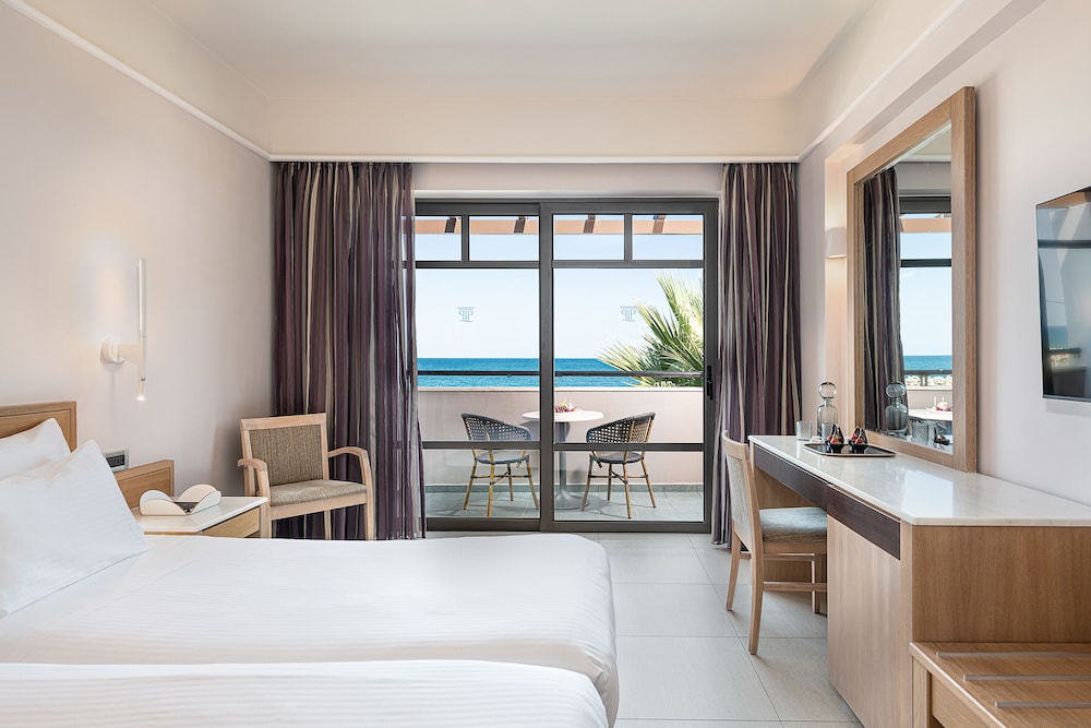 Porto Platanias Beach Resort & Spa