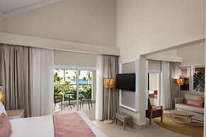 Wyndham Alltra Punta Cana All-Inclusive Resort