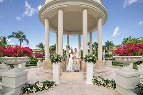 Wyndham Alltra Punta Cana All-Inclusive Resort