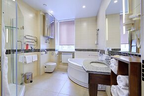 Yuzhniy Hotel