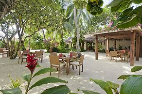Niva Kuramathi Maldives