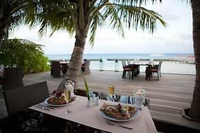 Niva Kuramathi Maldives