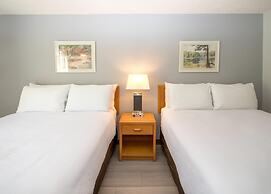 Coast Hinton Hotel